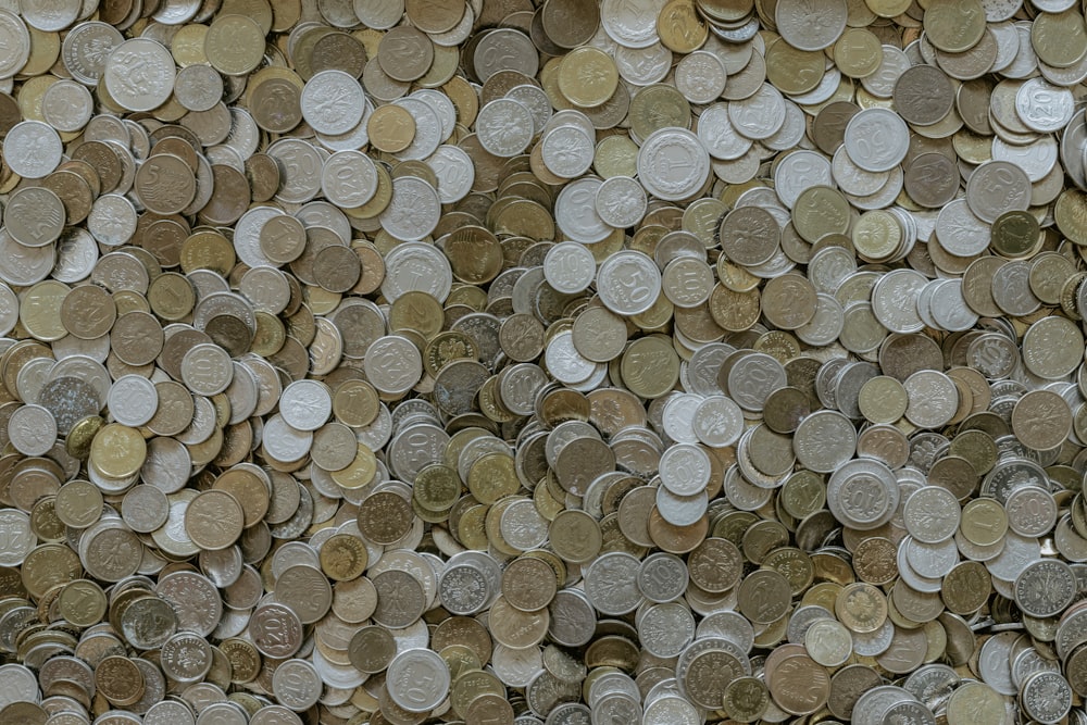 תמונה הממחישה קונה תכשיטי זהב עתיקים מירושות